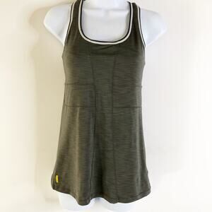 Lole Tank Top Small  built-in bra no padding racer Back Braided Detail